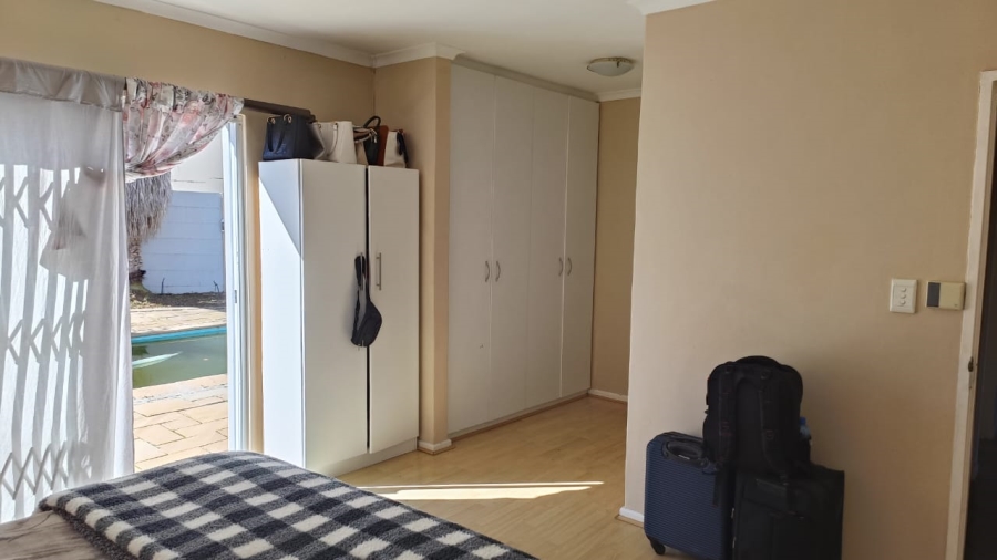 To Let 3 Bedroom Property for Rent in Parklands Western Cape